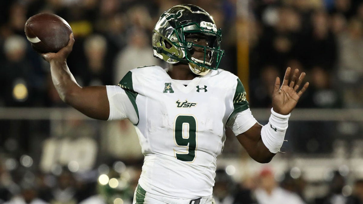 Quinton Flowers #9 of the South Florida Bulls throws the ball during a game.